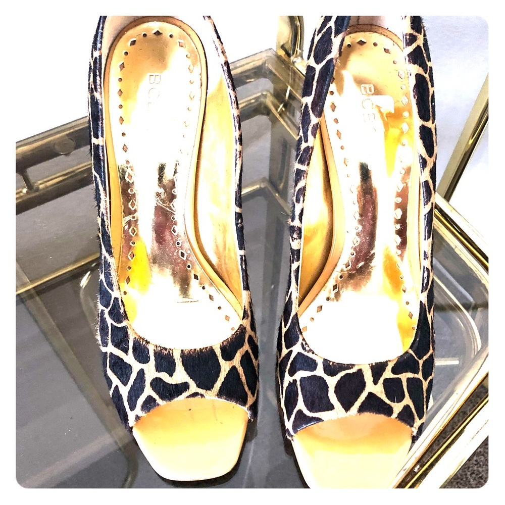 Woman’s Shoes